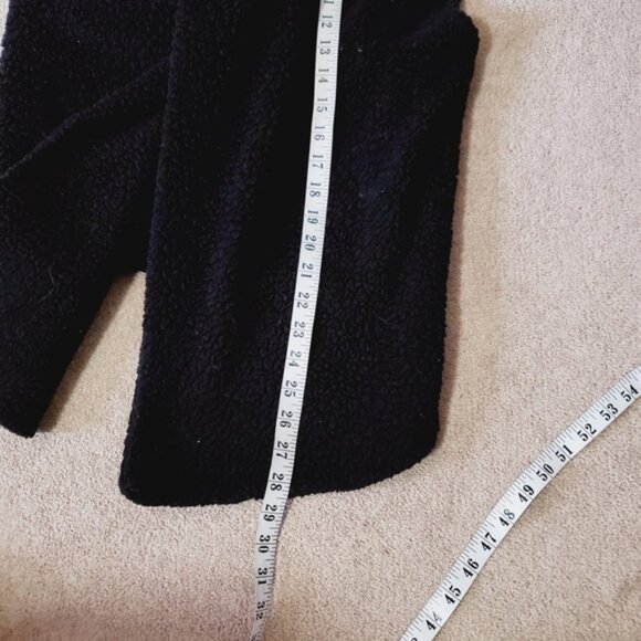 Alo Yoga Teddy Sherpa Fleece Wrap Cozy Vest Outdoor Yoga S/M - Picture 5 of 7